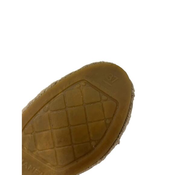 CHANEL Red Lambskin Leather CC Logo Cap Toe Espadrilles Loafers Size 37 US 7 - Picture 11 of 11